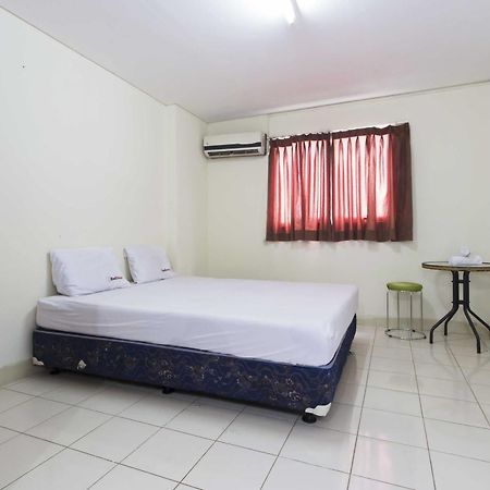 Reddoorz Apartment @ Pulo Gadung Jakarta Eksteriør billede